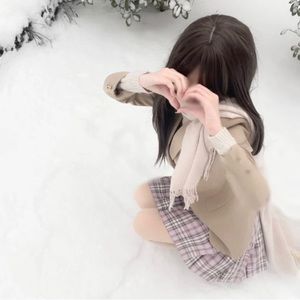 Meet your Posher, Nene